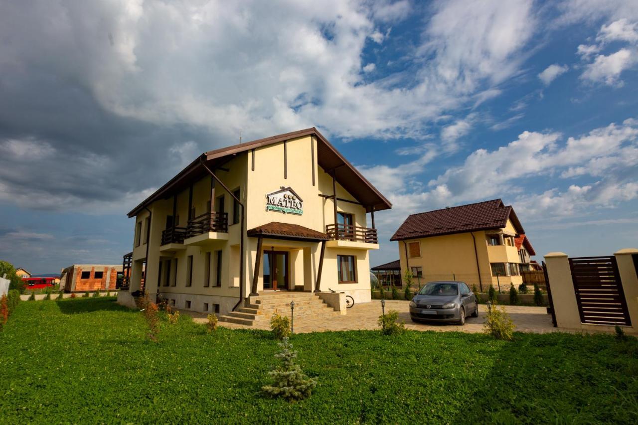Pensiunea Mateo Hotel Buzău Eksteriør billede