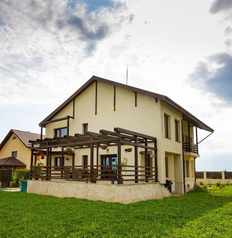 Pensiunea Mateo Hotel Buzău Eksteriør billede